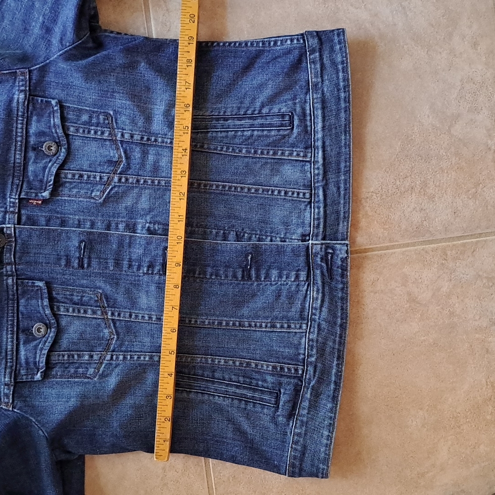 Levi's - Picture 15 of 16